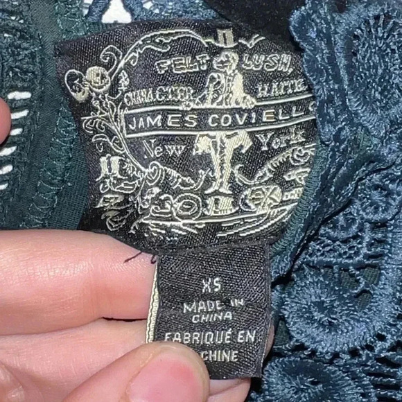 0389. JAMES COVIELLO NEW YORK EMBROIDERED TOP SHEER FRONT SOLID BACK SIZE XSMALL - Picture 6 of 11